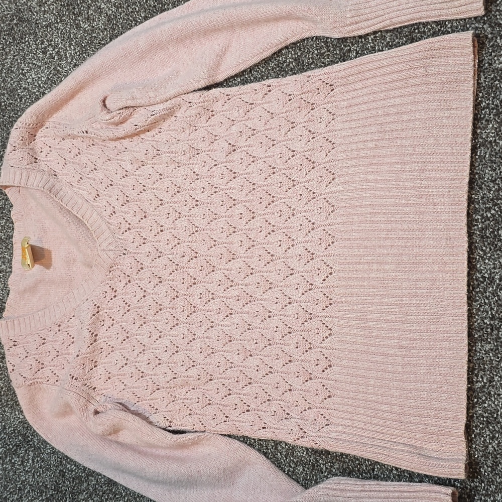 Joe Fresh Sweater - Picture 5 of 5